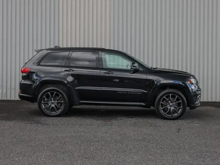 Jeep Grand Cherokee 2021 photo 2