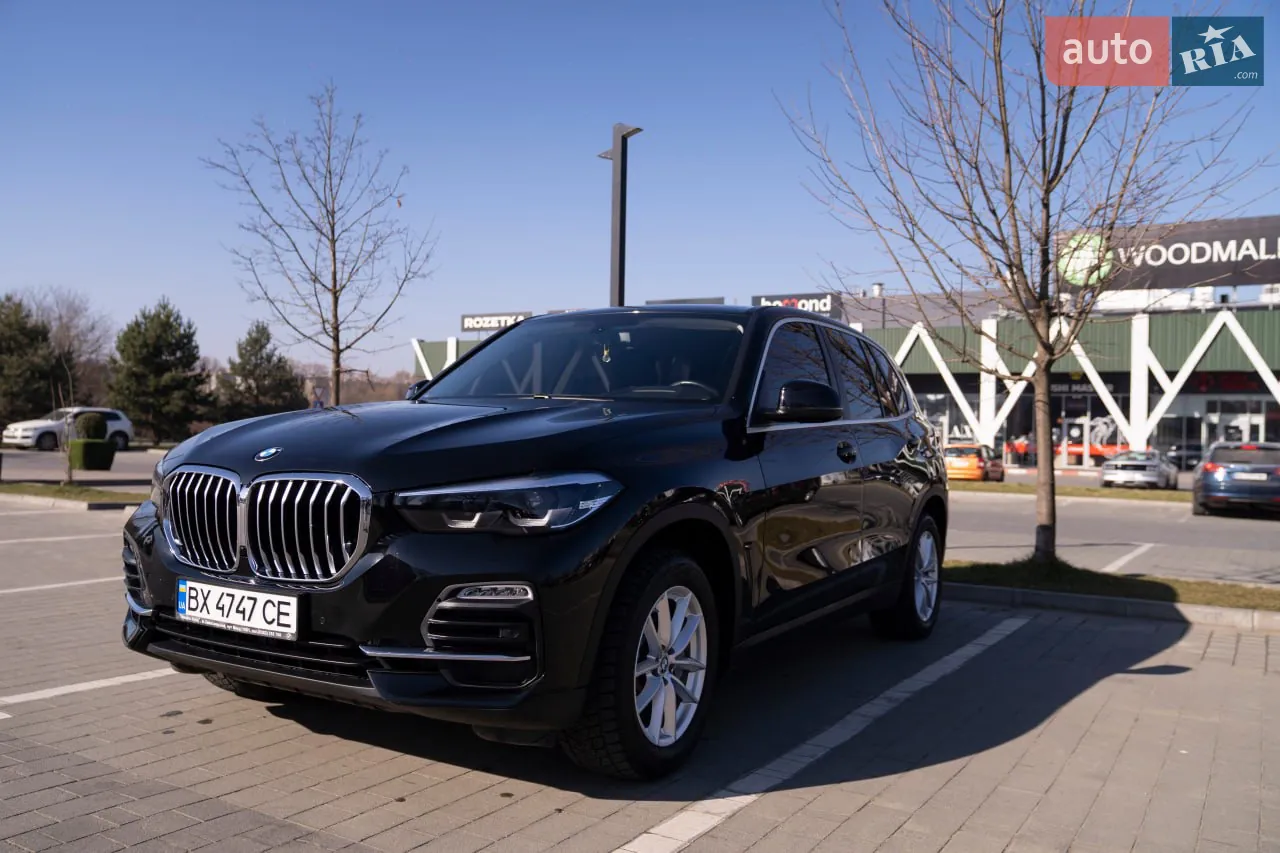 BMW X5 2021 photo 2