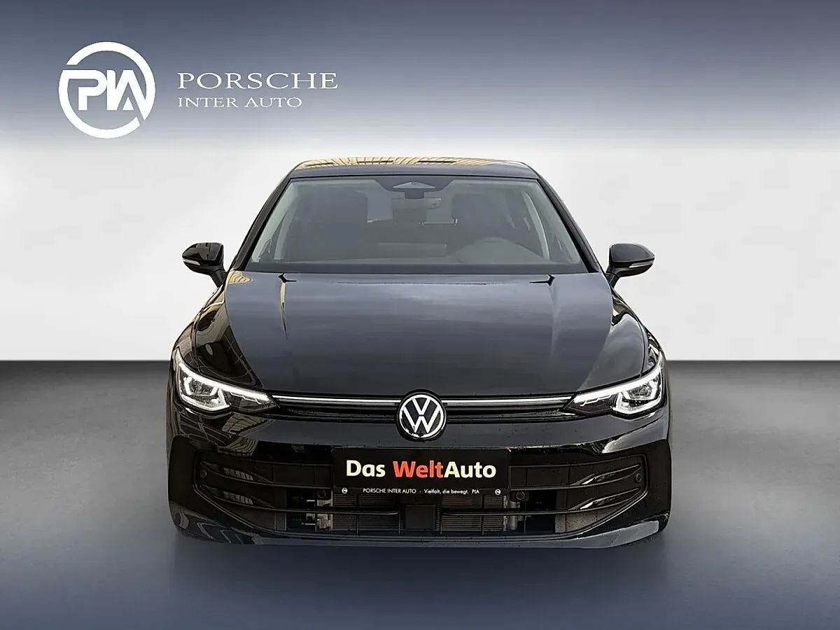 Volkswagen Golf 2026 photo 2
