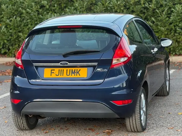 Ford Fiesta 2011 photo 4