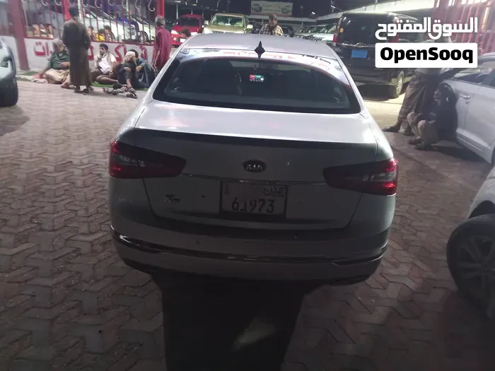 Kia Cadenza 2013 photo 2