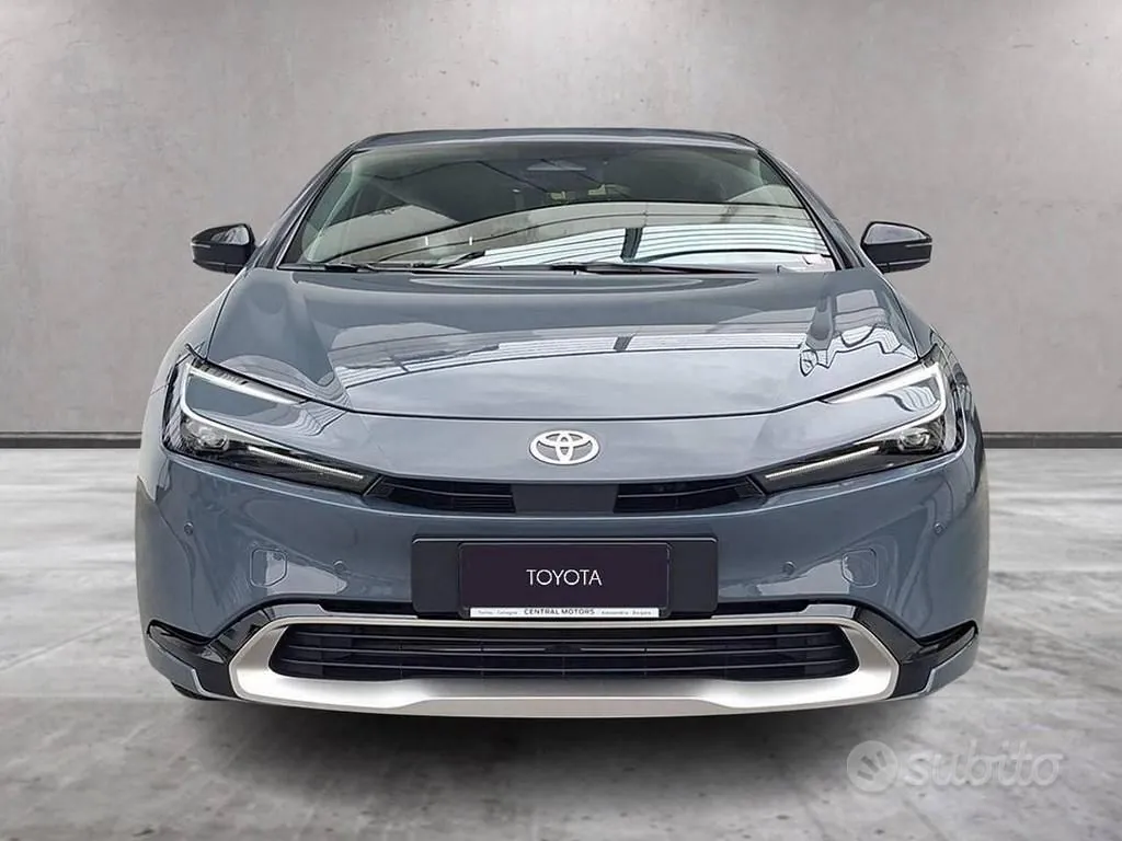 Toyota Prius 2025 photo 3