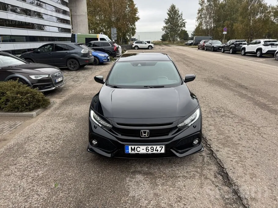 Honda Civic 2019 photo 4