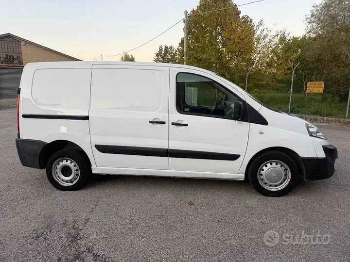 Citroen Jumpy 2011 photo 4