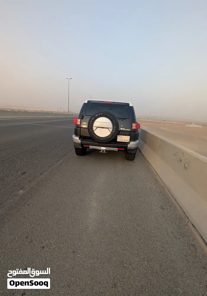 Toyota Fj 2015 photo 5