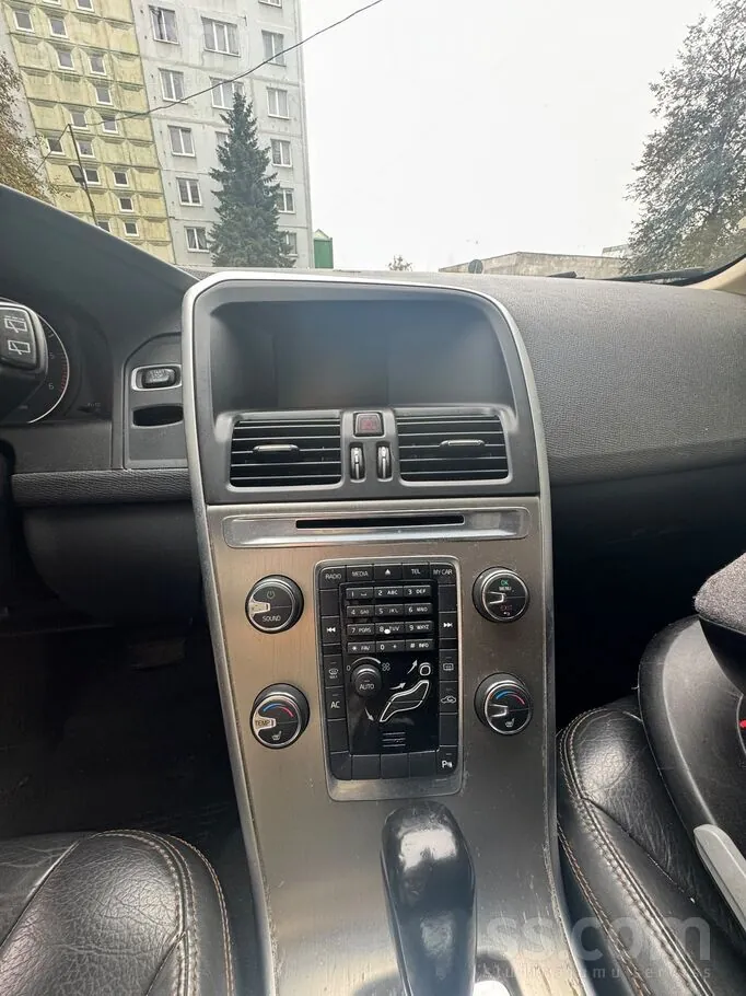 Volvo S60 2011 photo 4