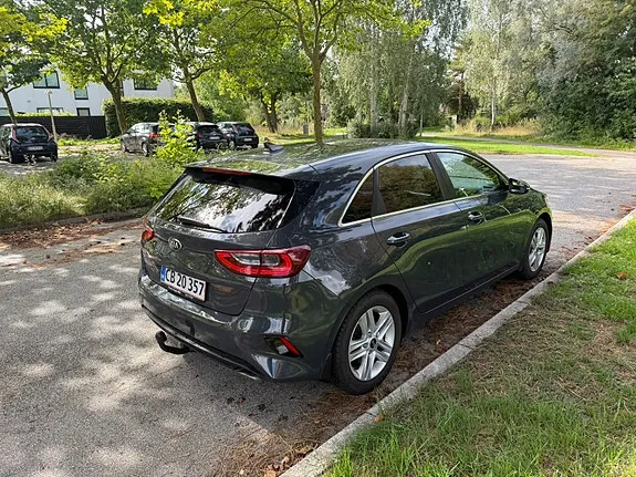 Kia Ceed 2019 photo 2