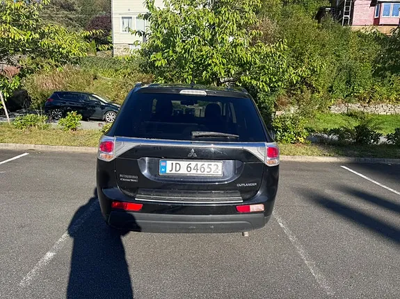 Mitsubishi Outlander 2013 photo 4