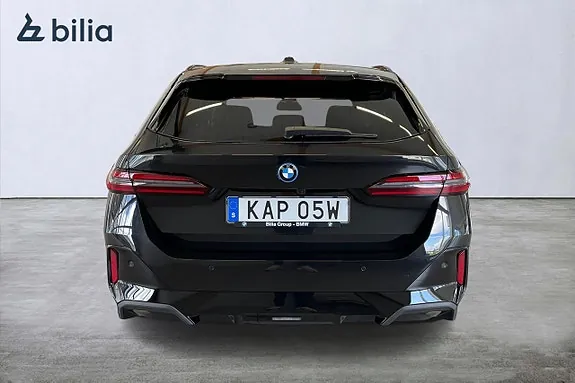 BMW 530E 2026 photo 4