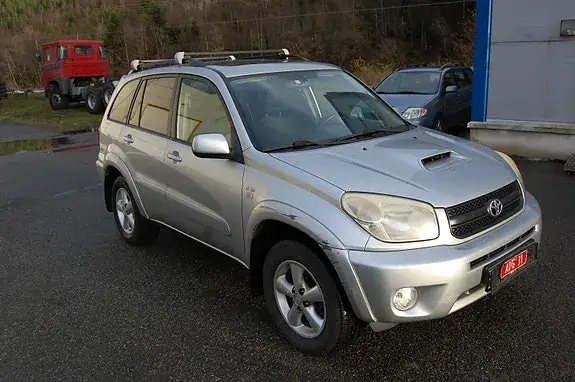 Toyota Rav4 2005 photo 2