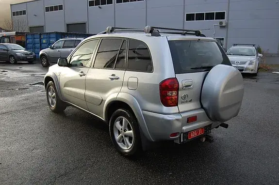 Toyota Rav4 2005 photo 4
