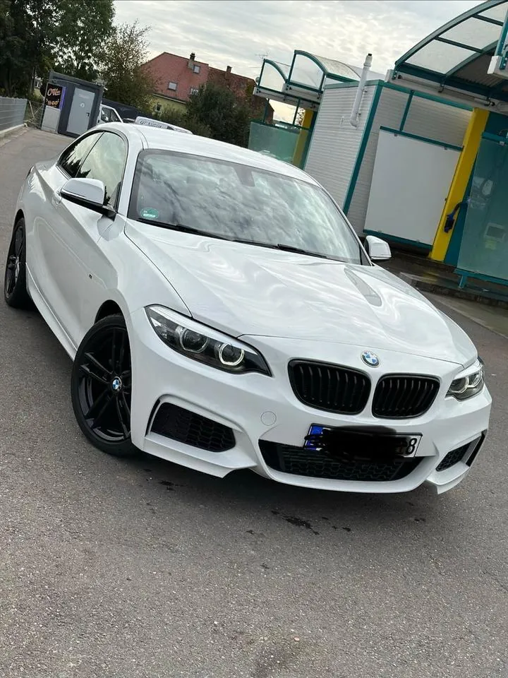 BMW 218I