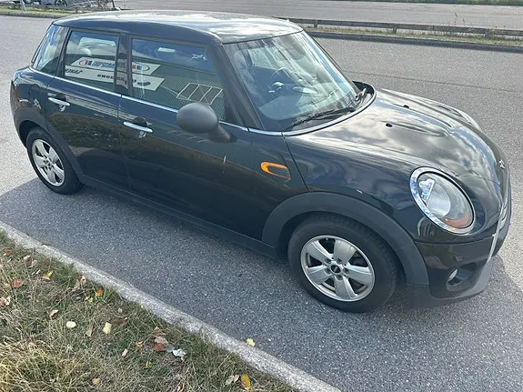 Mini One 2015 photo 3