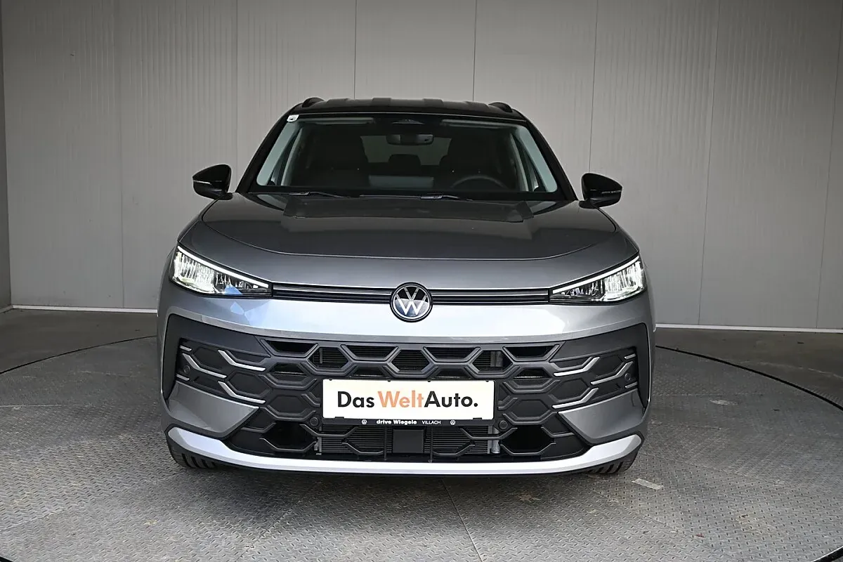 Volkswagen T-Roc 2026 photo 2
