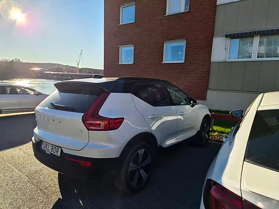 Volvo Xc40 2023 photo 2