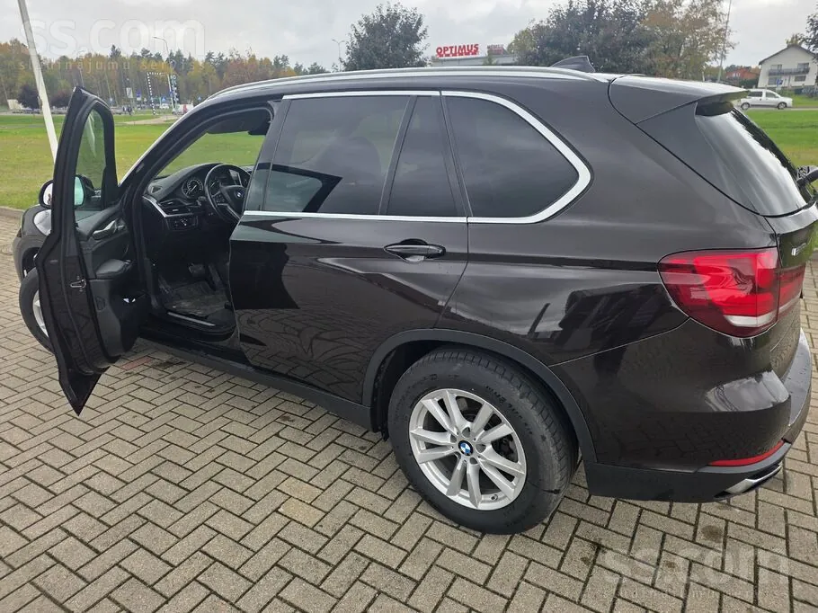 BMW X5 2016 photo 2