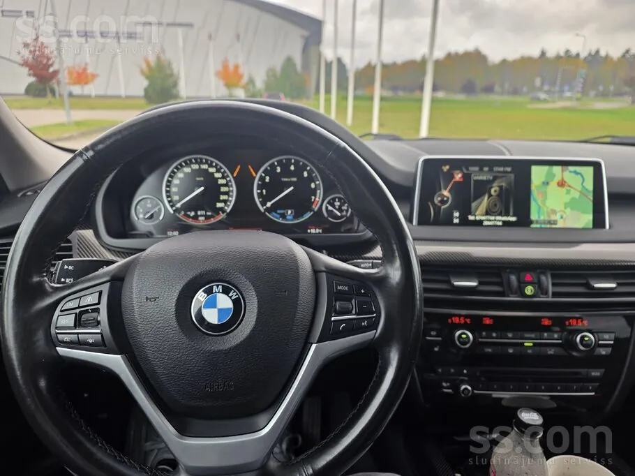 BMW X5 2016 photo 5