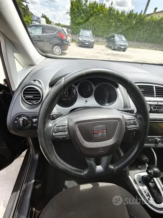 Seat Altea 2013 photo 2
