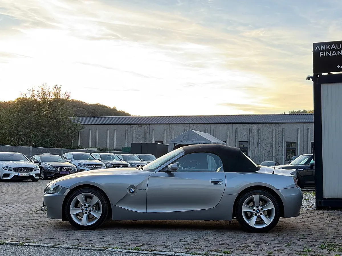 BMW Z4 2006 photo 2