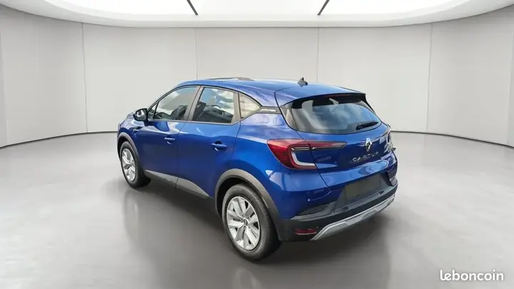 Renault Captur 2023 photo 4