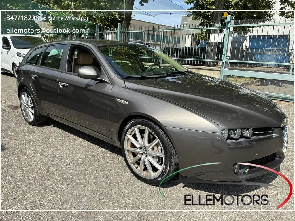 Alfa Romeo 159 Sportwagon 2010 photo 3