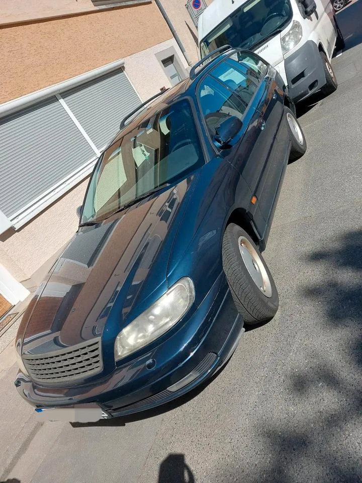 Opel Omega