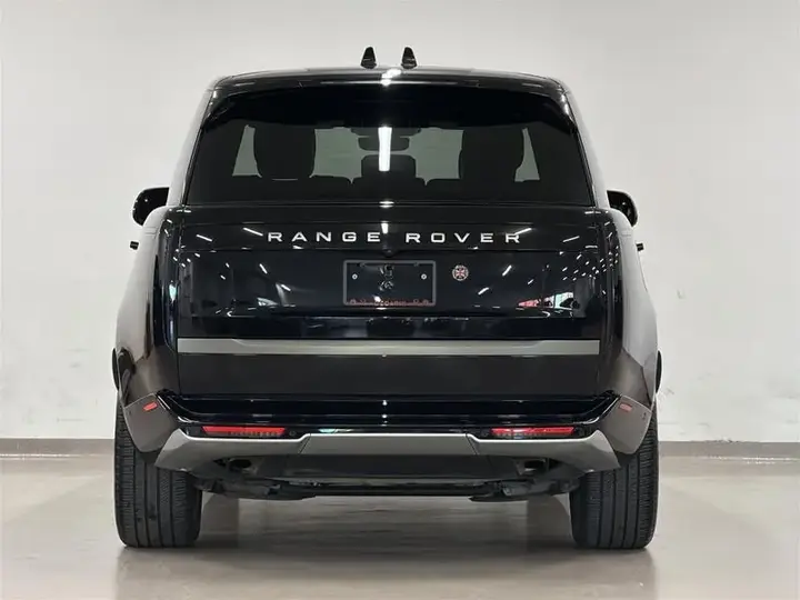 Land Rover Range Rover 2024 photo 5