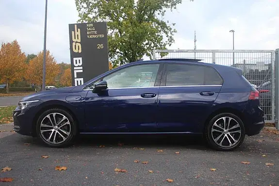 Volkswagen Golf Viii 2021 photo 2