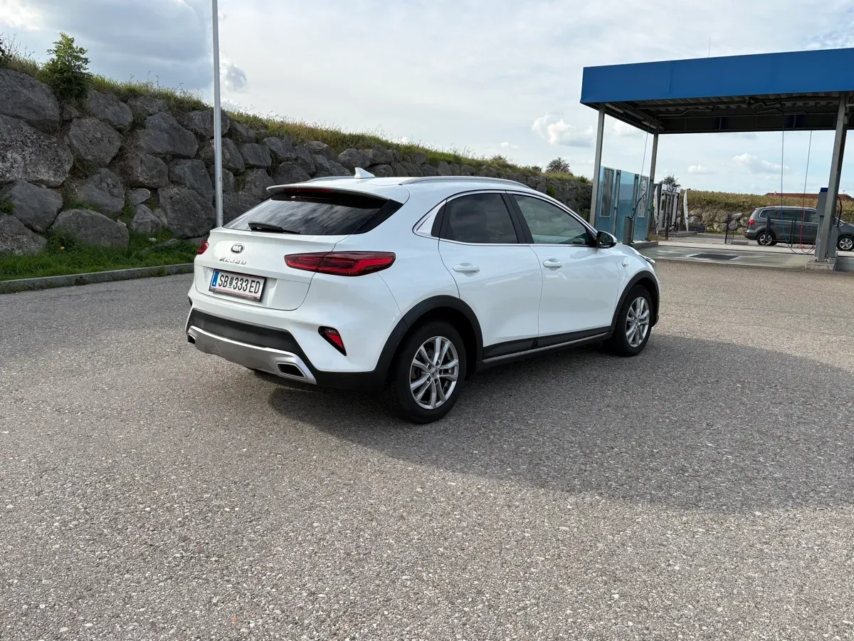 Kia Xceed 2019 photo 2