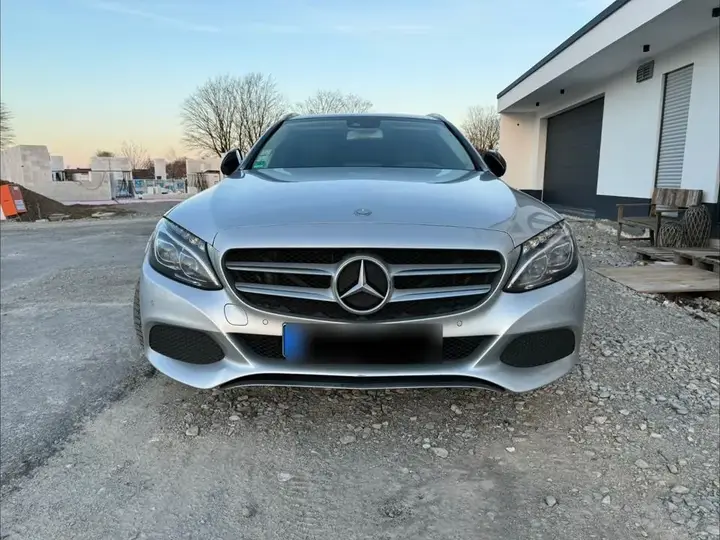 Mercedes-Benz C 220 D