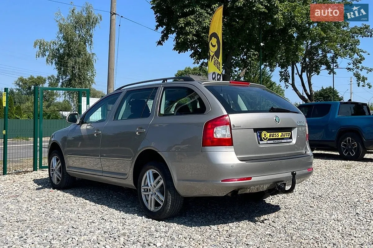 Skoda Octavia 2011 photo 5