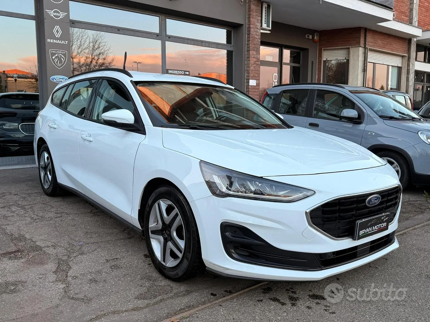 Ford Focus 2023 photo 4