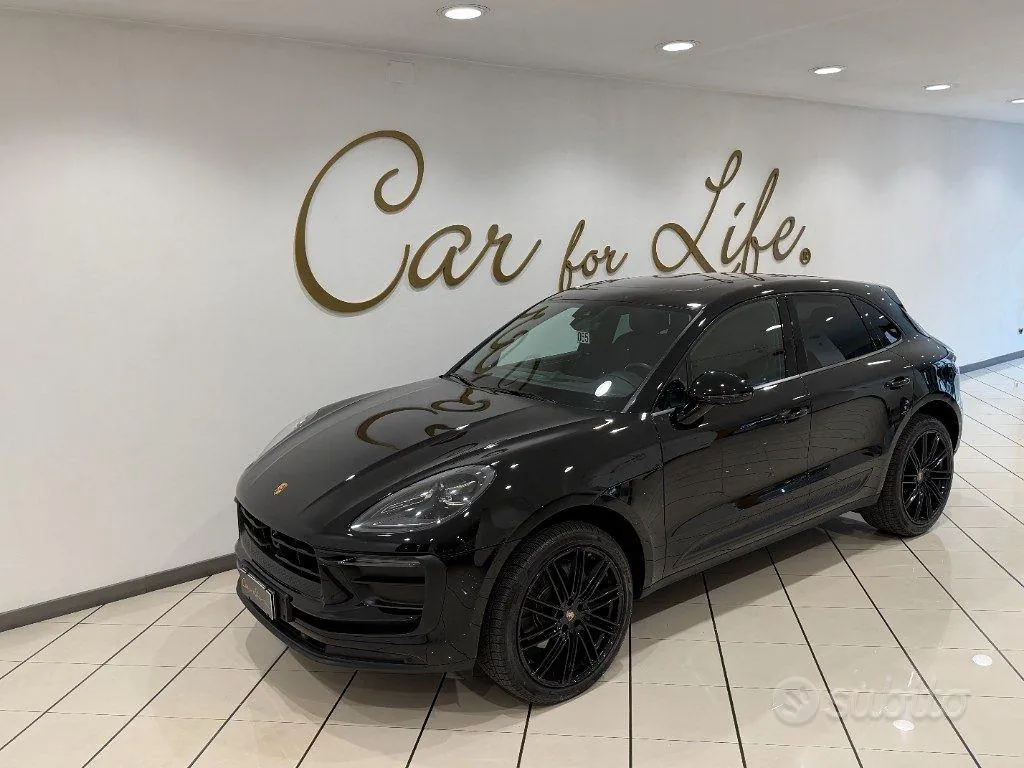 Porsche Macan 2021 photo 2