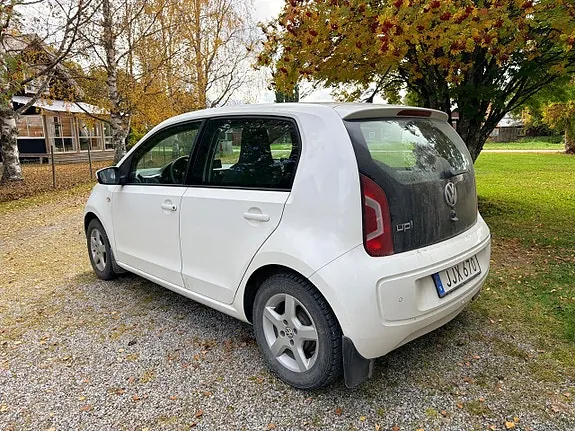 Volkswagen Up 2016 photo 4