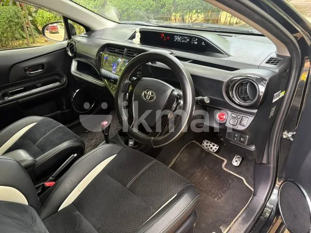 Toyota Aqua 2016 photo 4