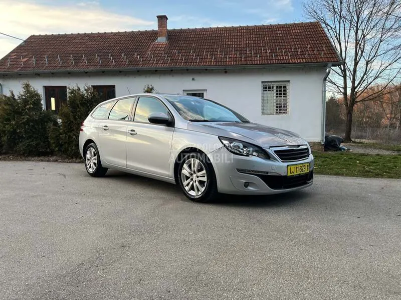 Peugeot 308 2015 photo 4