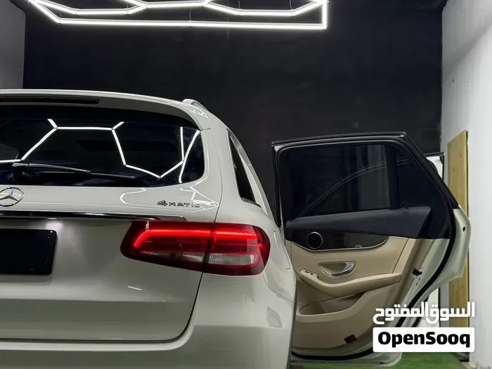 Mercedes-Benz Glc-Class 2019 photo 5