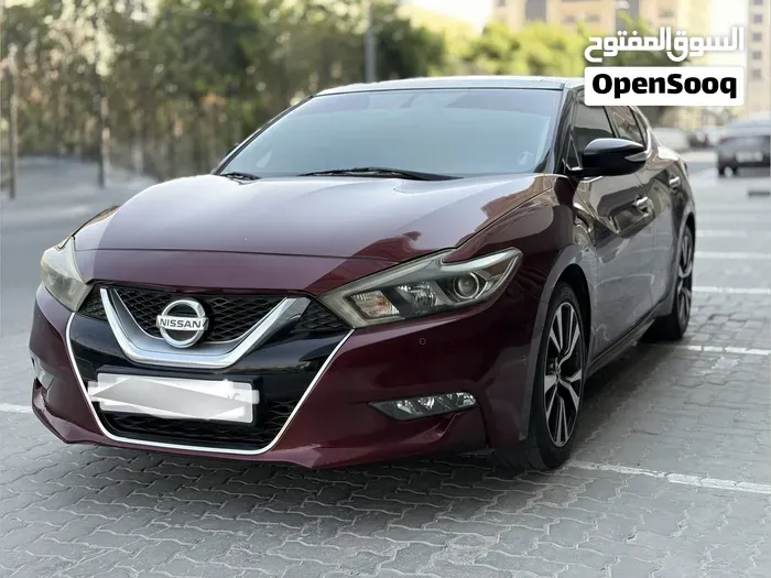 Nissan Maxima