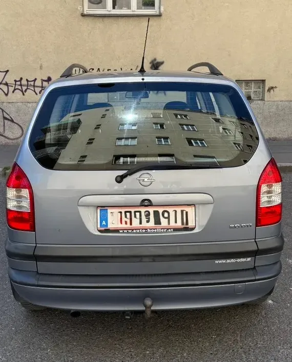 Opel Zafira 2003 photo 3