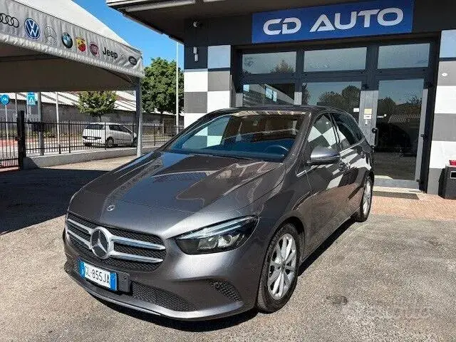 Mercedes-Benz B