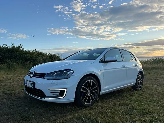 Volkswagen Golf Vii 2016 photo 2
