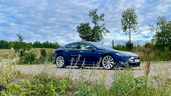 Tesla Model S 2017 photo 4