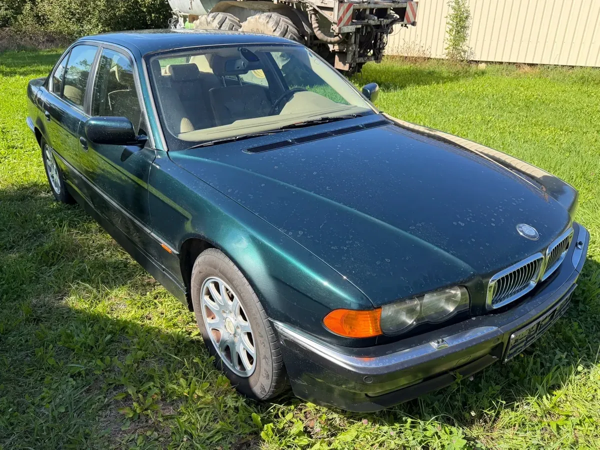 BMW 7 Series 1998 photo 3