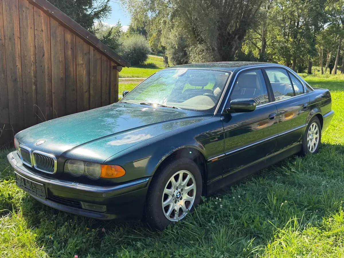 BMW 7 Series 1998 photo 2