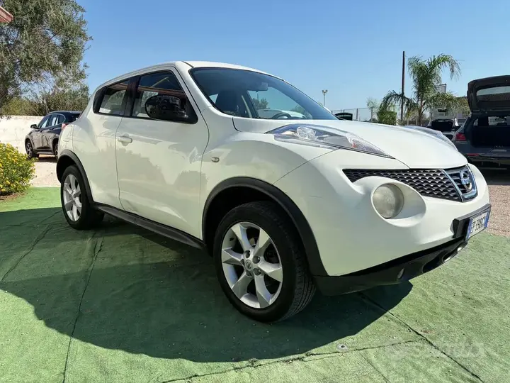 Nissan Juke 2013 photo 2