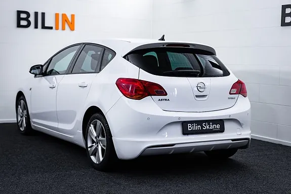 Opel Astra 2014 photo 5