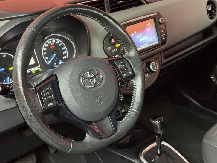 Toyota Yaris 2018 photo 3
