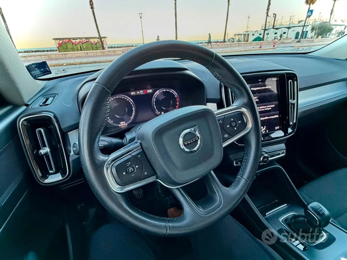 Volvo Xc40 2022 photo 3