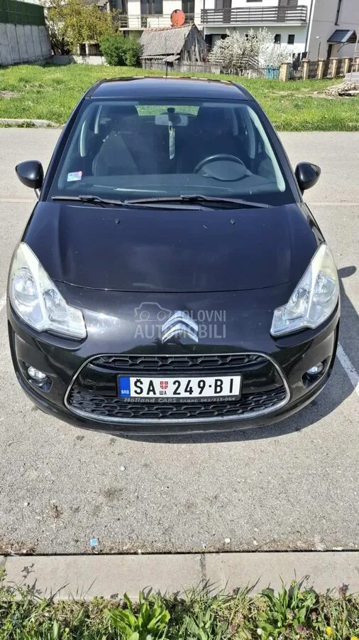 Citroen C3 2011 photo 2