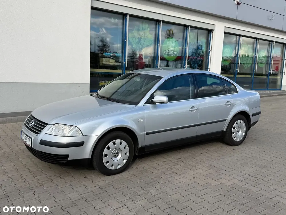 Volkswagen Passat 2004 photo 2